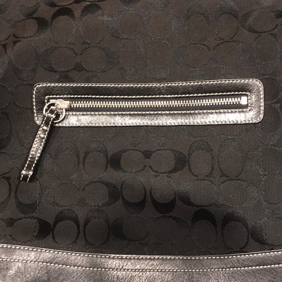 Coach Black Leather Shoulder Bag - Picture 4 of 8
